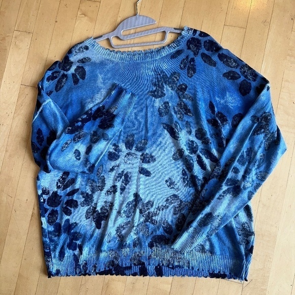 NIC+ZOE Sweaters - Nic + Zoe  Blue floral sweater, Med. CB2063